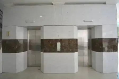 Diamond Lake, Spa, Ktv & Disco Bar - 1