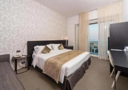 Ariston & Apartments - 41