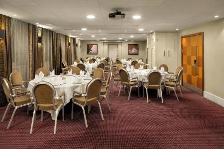 Crowne Plaza London Ealing, An Ihg - 42