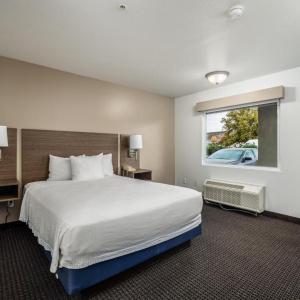 St. George Inn and Suites - 41