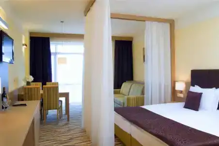 Flamingo Grand & Spa - 65