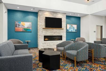 Hampton Inn Chicago North-Loyola Station, Il - 33