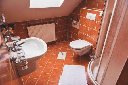 u České koruny - 8