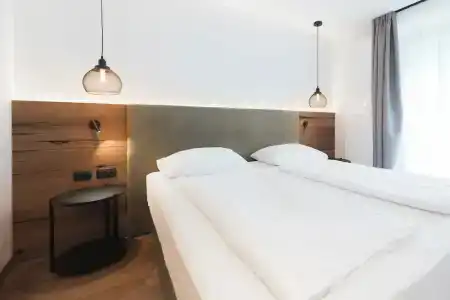 Erica - 74