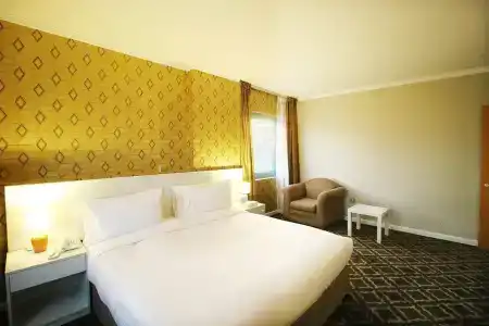 St George - 8