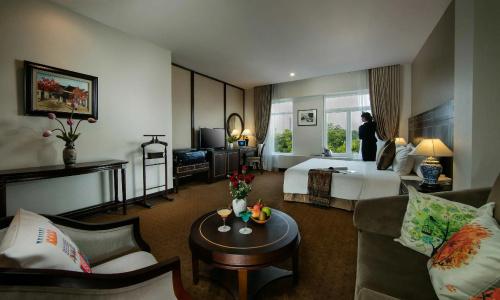 Zephyr Suites Boutique - 42