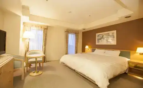 Utsunomiya Tobu Grande - 2