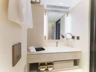 The Bauhinia - Central - 12