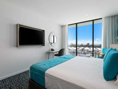 Gold Coast Airport - Only 300 Meters To Airport Terminal - 5