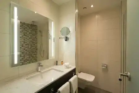 Hilton Garden Inn Frankfurt City Centre - 7