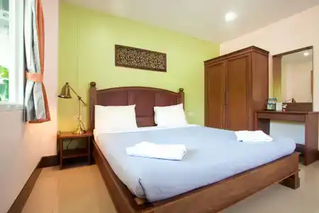 Baan Sutra Guesthouse - 3