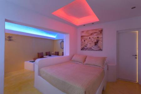 Abyssanto Suites and Spa - 47