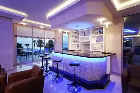 Venessa Beach - 17