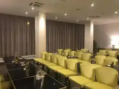 Up Wellness & Spa - 21