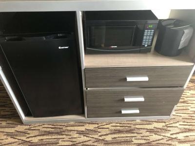 Best Western Plus Peppertree Airport Inn - 48