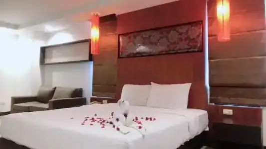 Tycoon Suite - 27