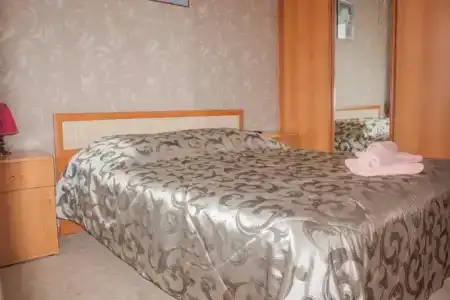 Селена - 70