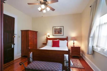 Elysian Fields Inn - 16