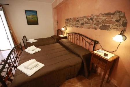 Sikania Suite - 36