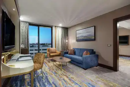 DoubleTree By Hilton Antalya City Centre - 3