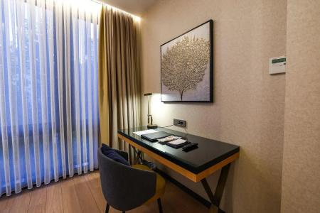 Broyt Suites - 11