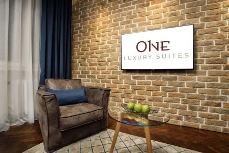 One Luxury Suites - 70