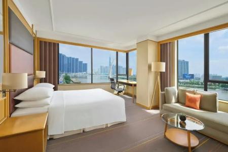 Renaissance Riverside Saigon - 180