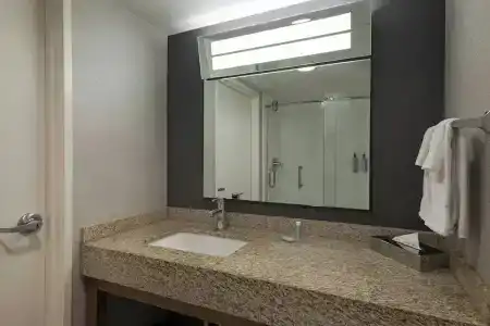Courtyard by Marriott Sacramento Midtown - 41