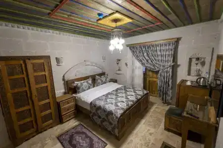 Underground Cave Suites - 22