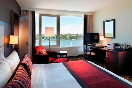 Courtyard by Marriott Hannover Maschsee - 26