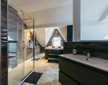 Riad - 69