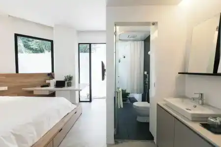 Lloyd's Inn (SG Clean, Staycation Approved) - 72