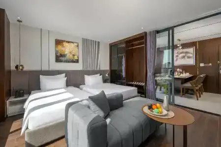 Le Hoang Beach Danang - 112