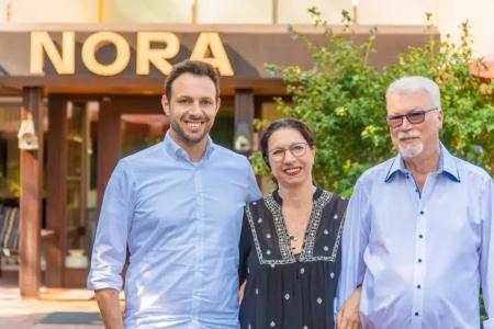 Nora - 12