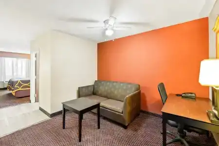 Super 8 by Wyndham Marana/Tucson Area - 2