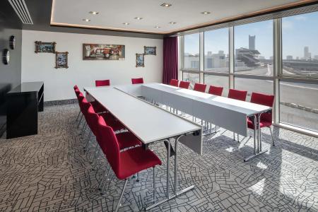 Park Inn by Radisson Dubai Motor City - 23