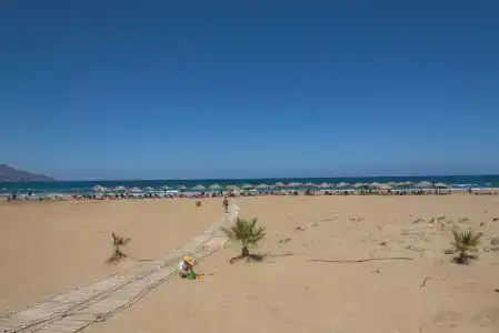 Pinelopi Beach Suites - 12