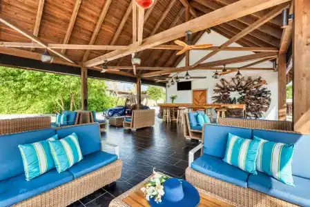 Mӧvenpick Resort Kuredhivaru Maldives - 1