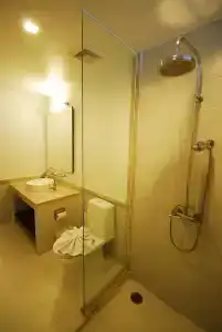 The Embassy Sathorn - 8