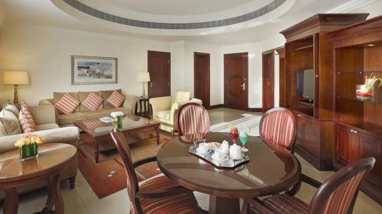 Pearl City Suites - 16