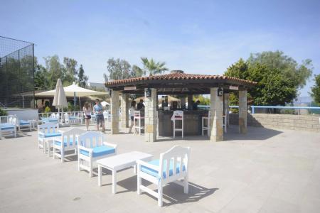 Tiana Beach Resort - 13