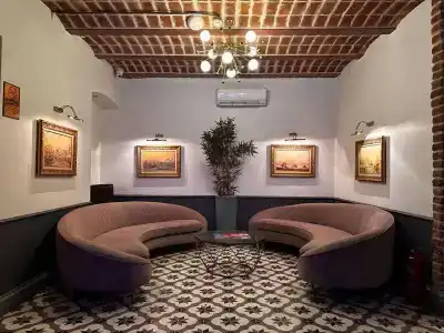 Royal Tophane - 2