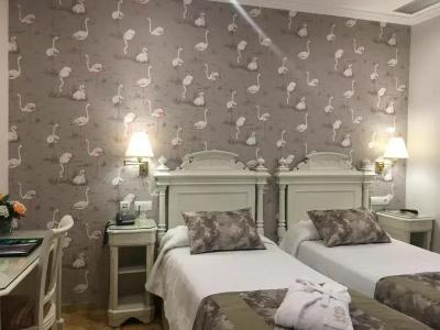 Adriano Boutique Sevilla - 62