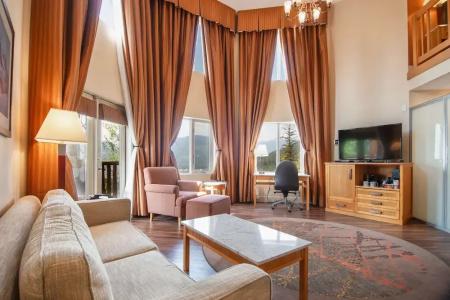 Coast Hillcrest - 68