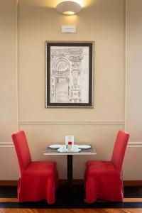Hnn Luxury Suites - 12