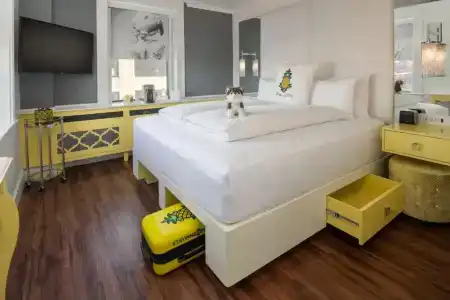 Staypineapple, A Delightful, South End - 41