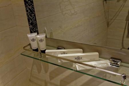 The Noble (Sg Clean) - 7