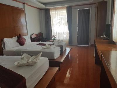 Lanta Paradise Beach Resort - 5