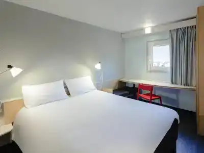 ibis Bourges Centre - 34