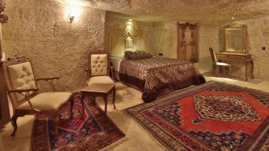 Phocas Cave Suites - 160